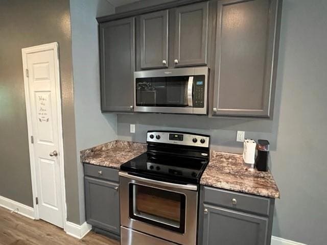 Building Photo - 35621 Oakridge Ave