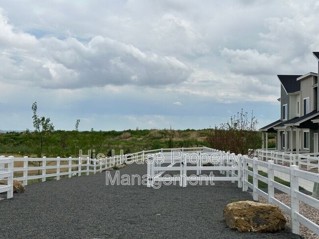 Building Photo - 3916 Pinnacles Ct