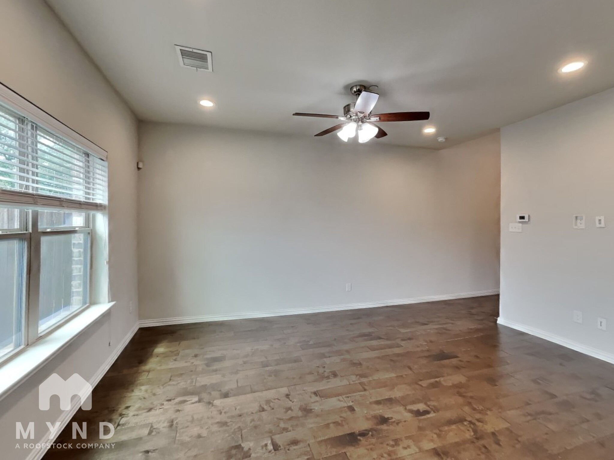 Building Photo - 4784 Bridgewater St