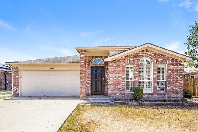 Building Photo - 4220 Fernleaf Dr