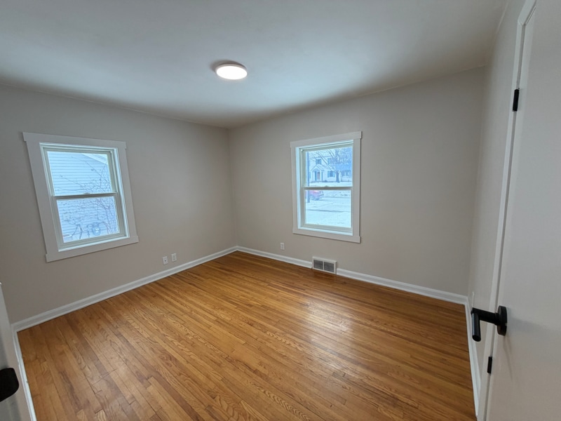 Building Photo - 301 Leif Erikson Dr