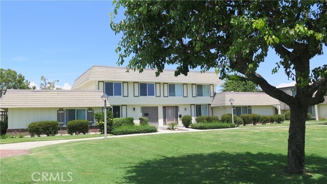 Building Photo - 9684 Paseo De Oro