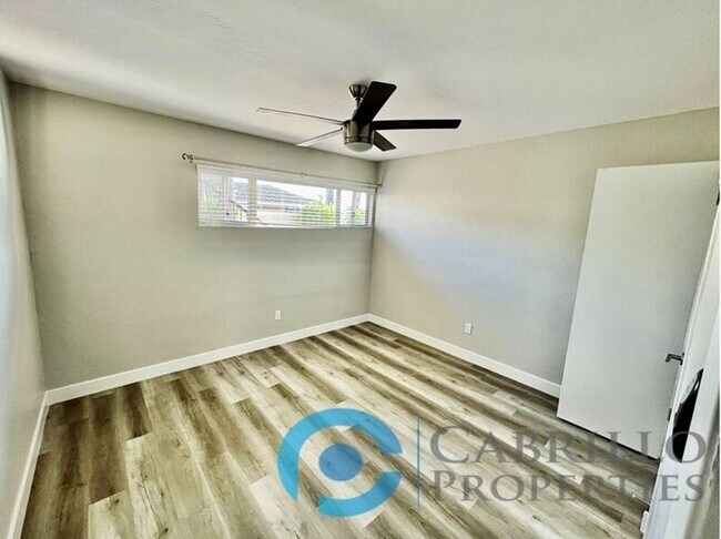 Building Photo - 4661 Oregon St