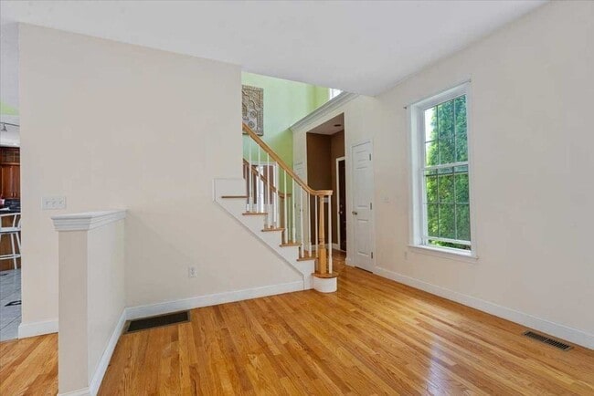 Building Photo - 89 Boulder Hill Dr