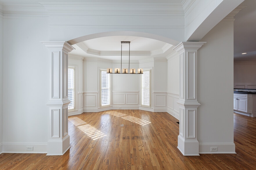 Building Photo - 1012 Madeline Ln