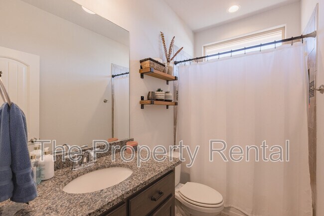 Building Photo - 1 Valley Rd