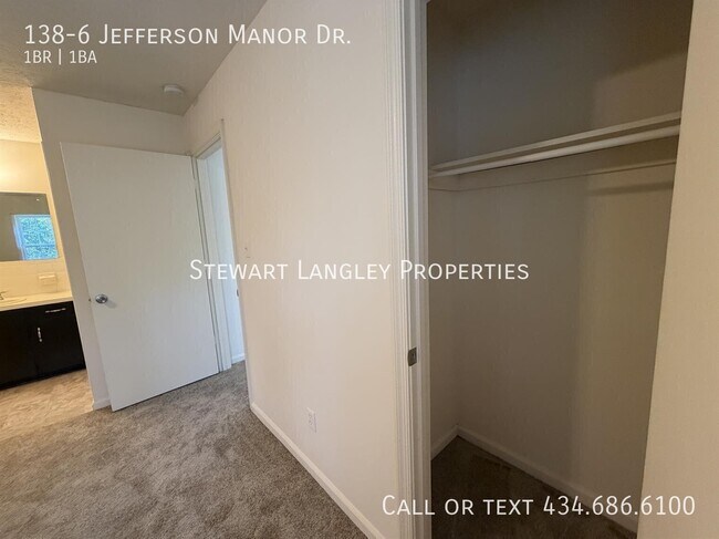 Building Photo - 138-6 Jefferson Manor Dr.-