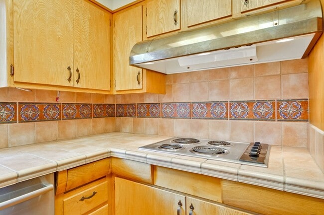 Building Photo - 1534 Crespi Dr