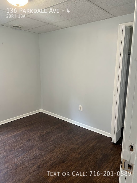 Building Photo - 136 Parkdale Ave