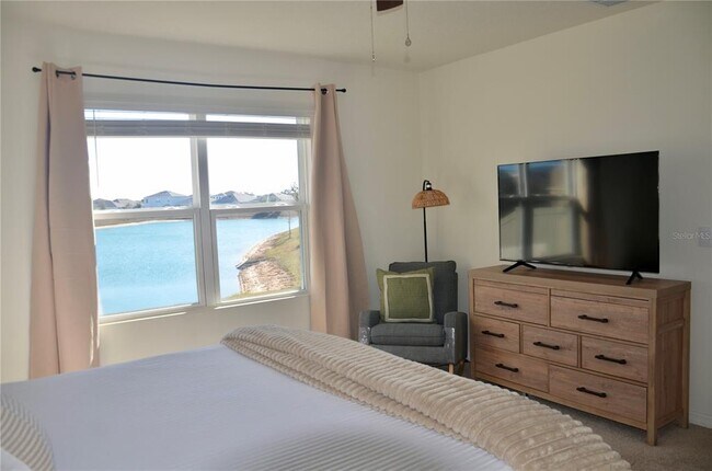 Building Photo - 216 Eagleview Loop