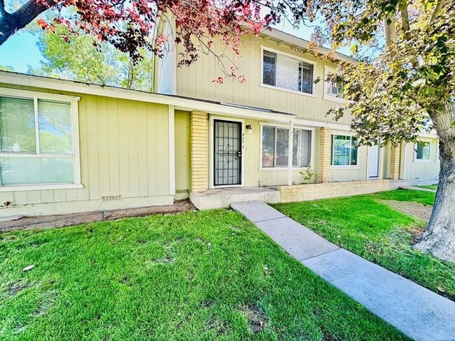 Primary Photo - 845 Ridgewood Dr