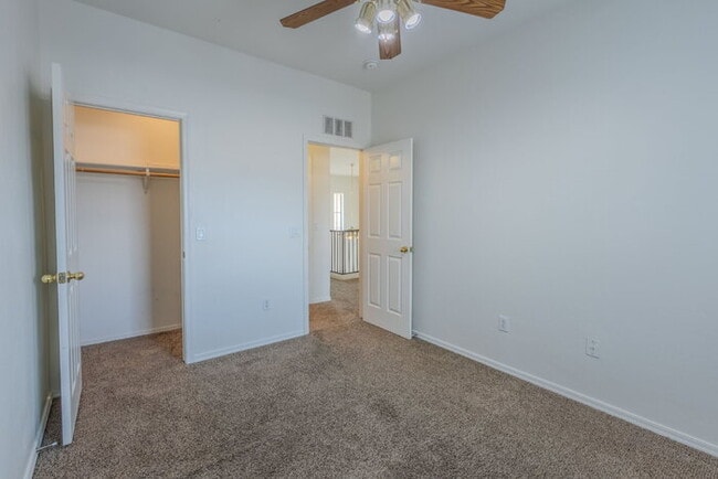 Building Photo - Beautiful Santa Rita Townhome in Sahuarita!!