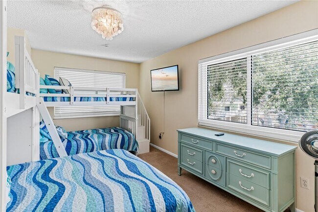 Building Photo - 115 Canal Ave S