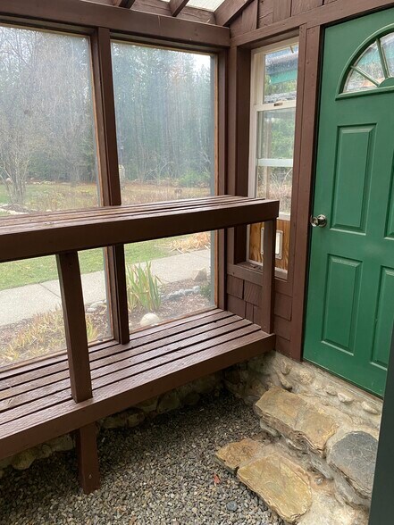 Building Photo - 347 Homestead Loop