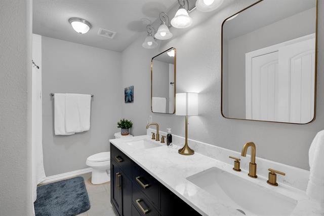 Building Photo - 8209 Holly Hock Dr