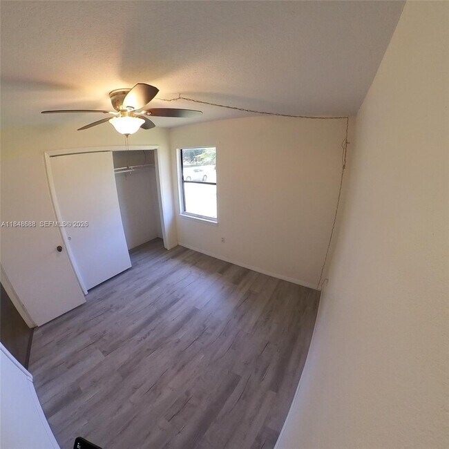 Building Photo - 21548 Seyburn Terrace