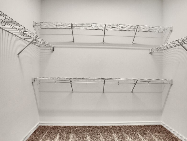 Building Photo - 7769 Allure Dr