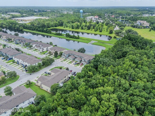 Building Photo - 415 Cabernet Pl
