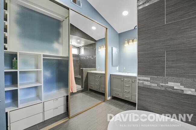 Building Photo - 1258 Biltmore Cir