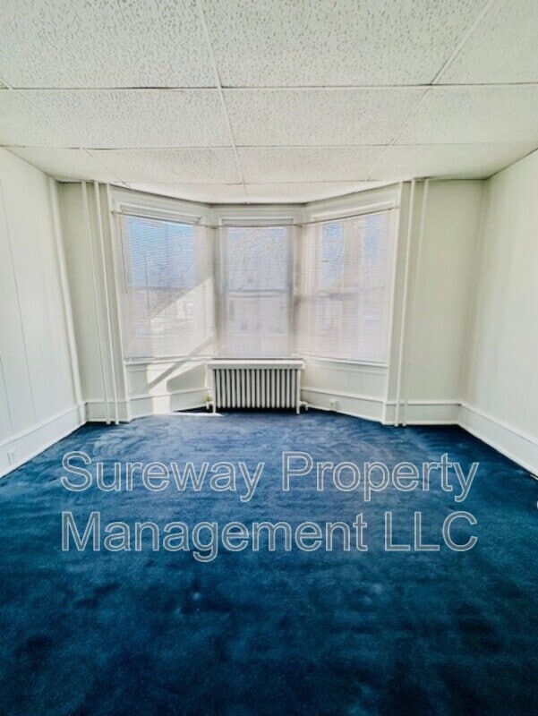 Building Photo - 270 W 2nd St