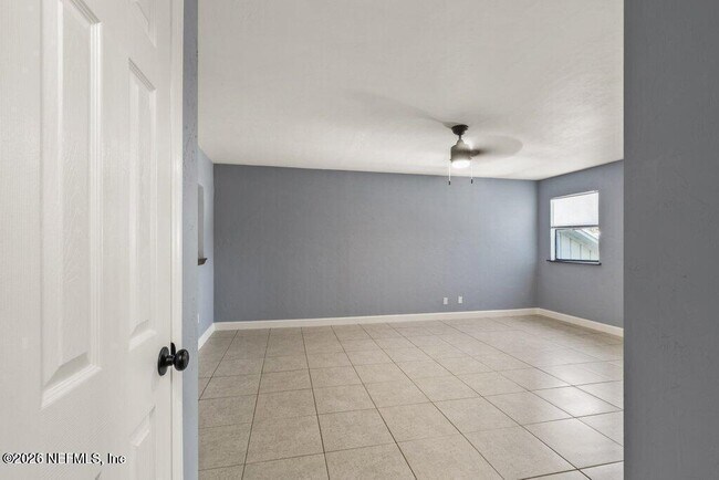 Building Photo - 2885 Sand Castle Ln