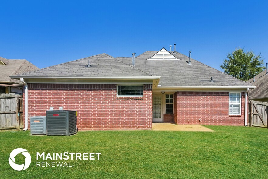 Building Photo - 9135 Tremont Dr