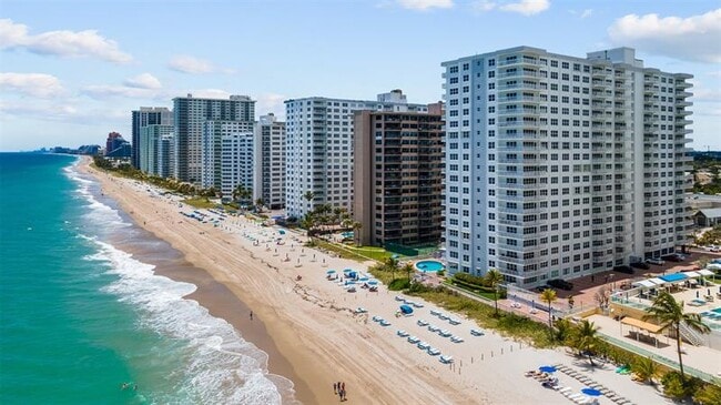 Building Photo - 3850 Galt Ocean Dr