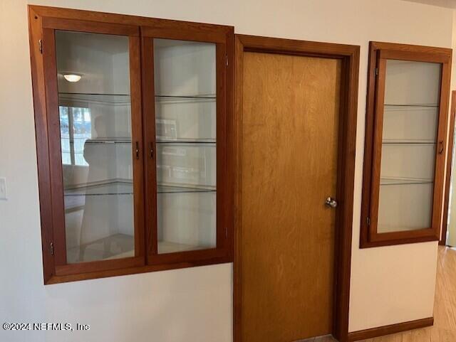 Building Photo - 458 Arricola Ave