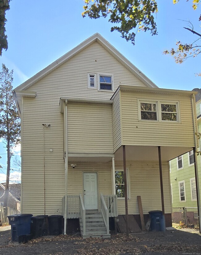 Building Photo - 47 Dickerman St