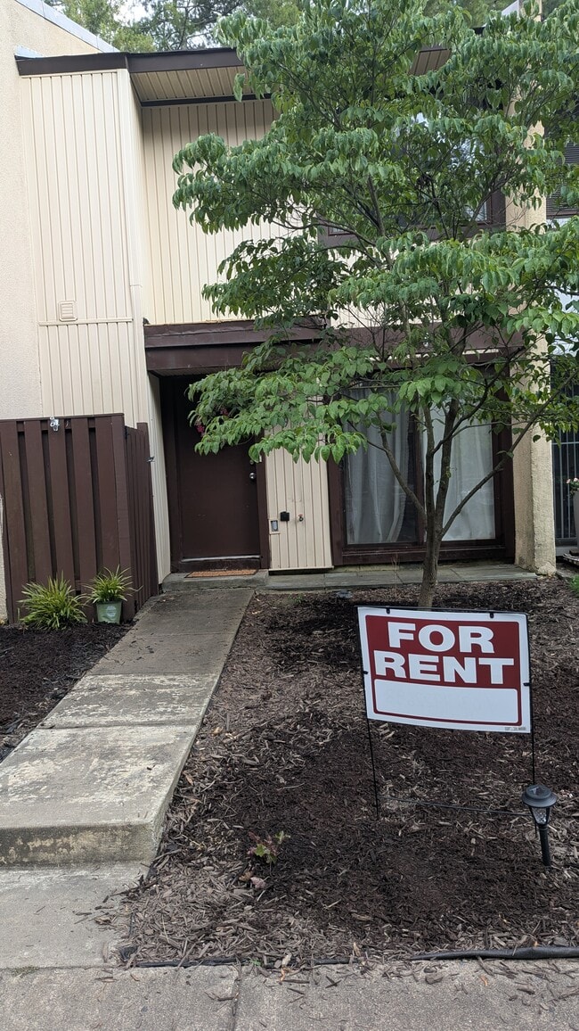 Building Photo - 2294 White Cornus Ln