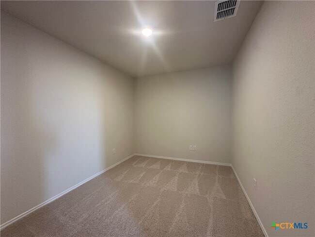 Building Photo - 537 Autumn Blaze