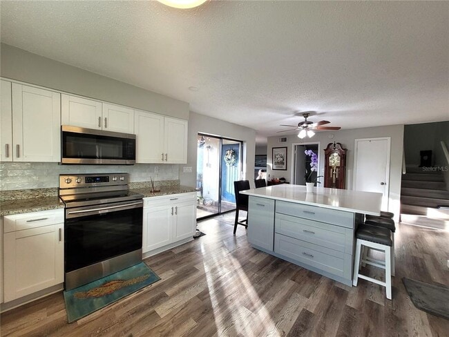 Building Photo - 14521 Catalina Cir