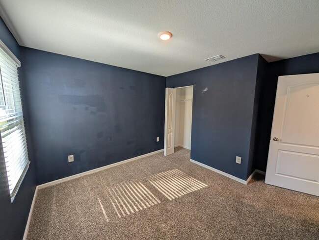 Building Photo - 3107 Rustic Deer Wy