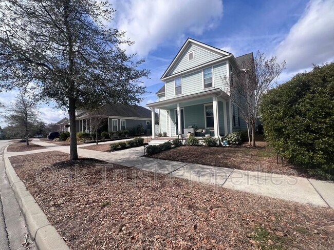 Building Photo - 244 Great Lawn Dr