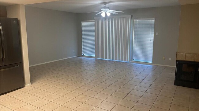 Building Photo - 14777 Wunderlich Dr