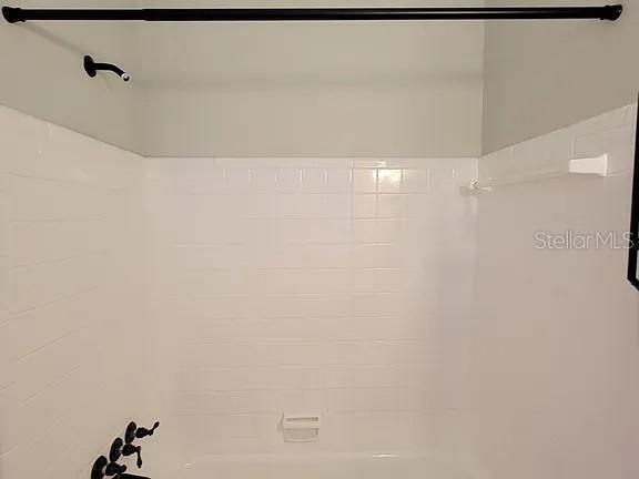 Building Photo - 820 8th Ave S