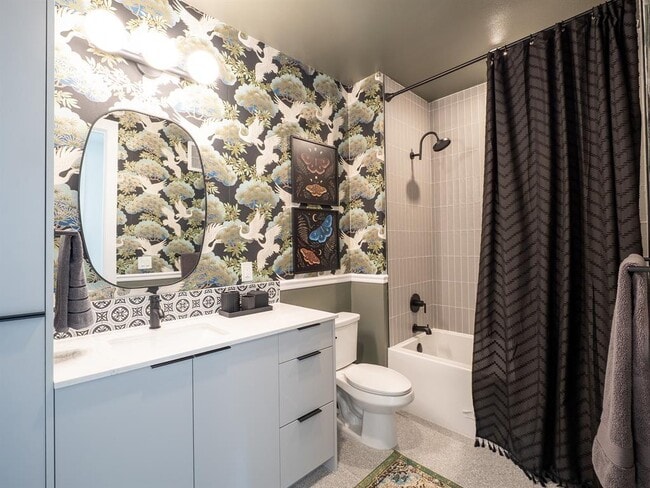 Building Photo - 1701 Simond Ave Ave