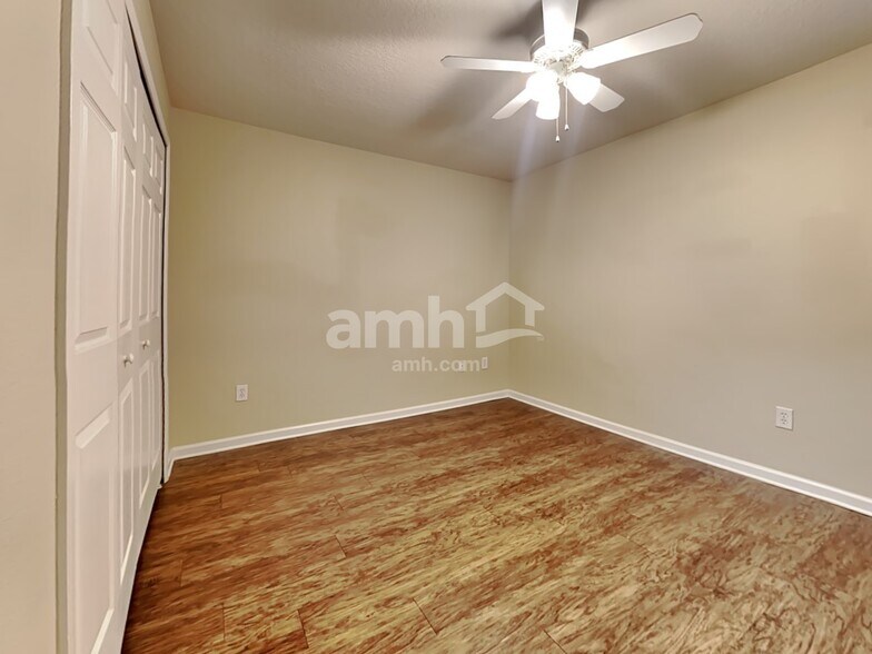 Building Photo - 428 Fort Drum Ct