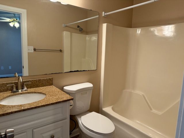 Building Photo - 2123 Retreat Ct