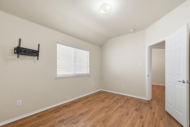 Building Photo - Charming 3-bedroom, 2-bathroom in Anna, TX!