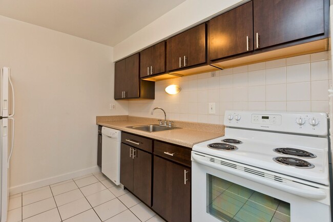Building Photo - Catalpa Vista Apartments