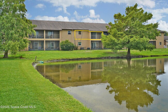 Building Photo - 240 Spring Dr