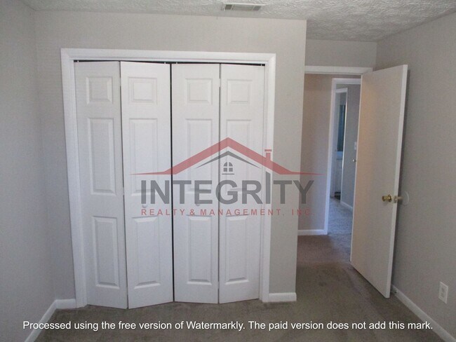 Building Photo - 3 Bed/ 2 Bath in Orange Park, FL
