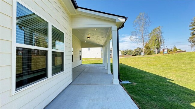Building Photo - 5343 Milford Dr
