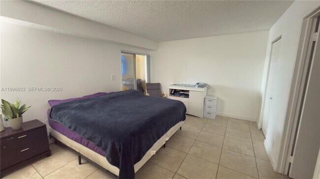 Building Photo - 7610 Westwood Dr