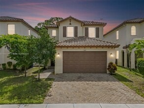 Building Photo - 3855 SW 90th Ave