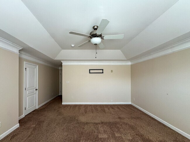 Building Photo - 1120 Braybrooke Pl