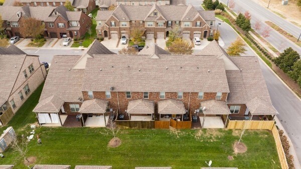Building Photo - 207 Bixby Ln