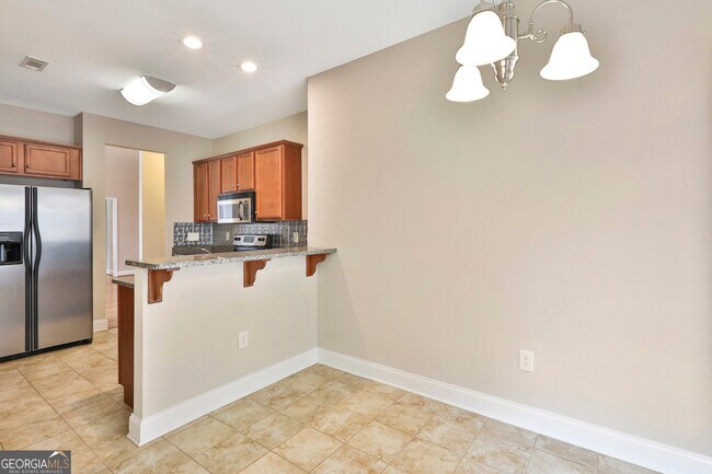 Building Photo - 227 Village Park Dr