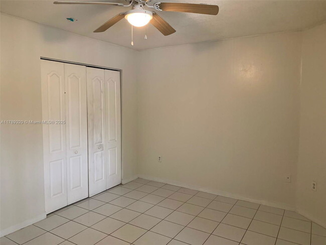 Building Photo - 9631 SW 138th Ave